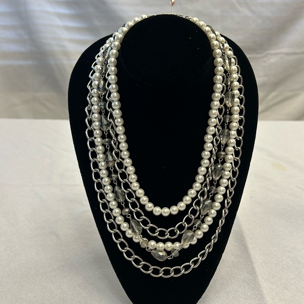 Premier Designs Taylor Necklace and Bracelet